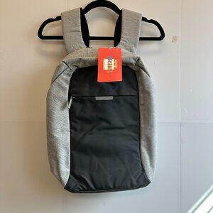 Oscaurt Anti-Theft Backpack/Laptop Bag with Hidden Zipper and USB Port